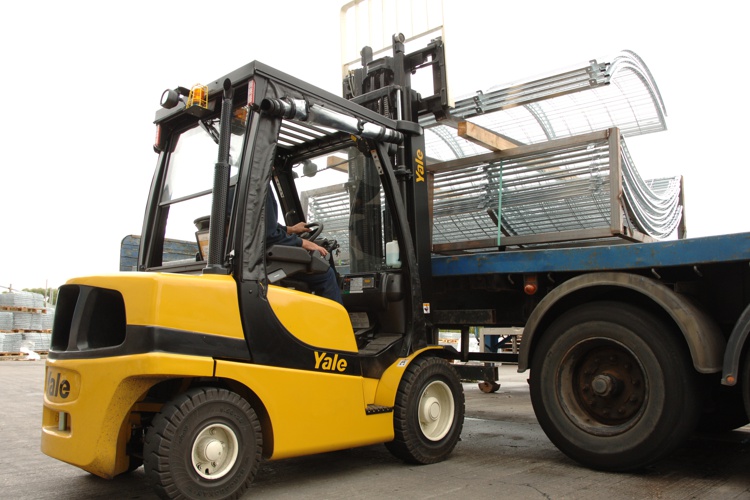 cairns forklifts